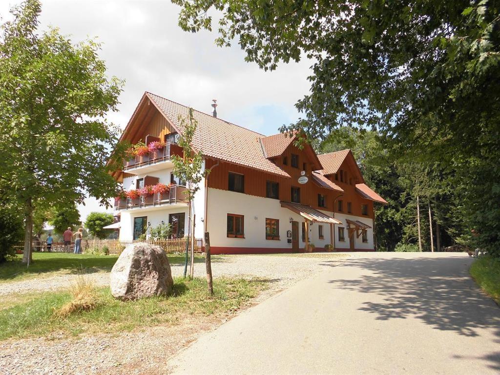Gasthof Gruener Baum "Kongo" Amtzell Exterior foto