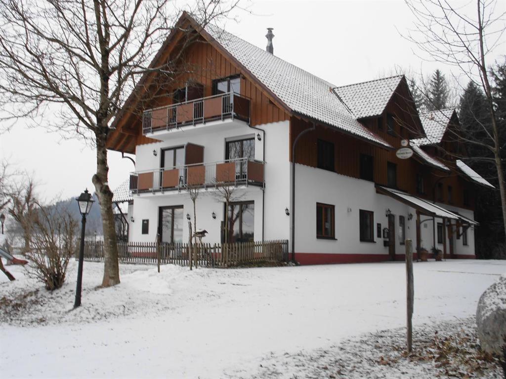 Gasthof Gruener Baum "Kongo" Amtzell Exterior foto